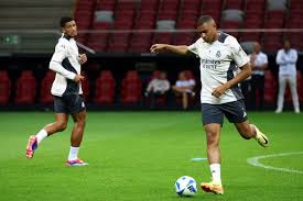 即将拉开帷 即将拉开帷